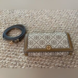 Tory Burch T Monogram Jacquard crossbody/clutch bag- retailed at $348 - NWT